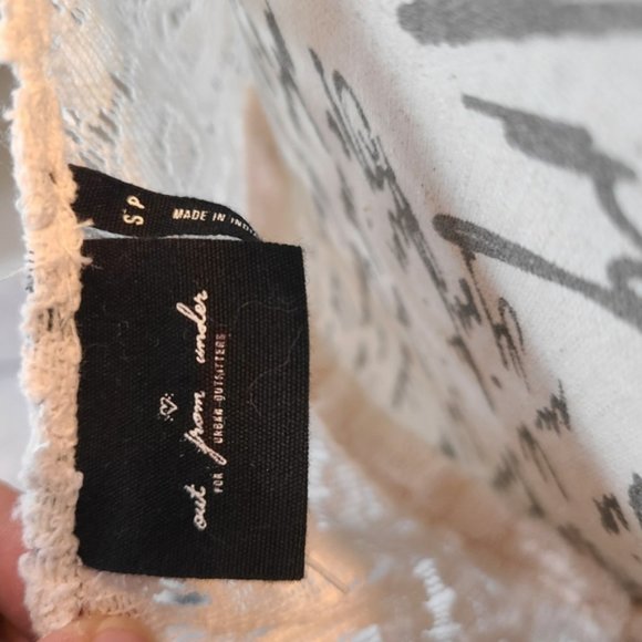 UO Out from Under Classic White Lace Dress - Picture 4 of 6